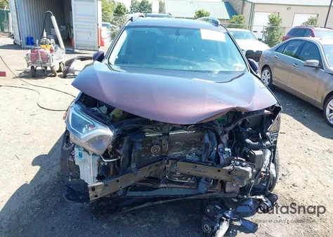 2016 Toyota Rav4 Xle z USA, uszkodzony, nr VIN 2T3RFREV6GW453088